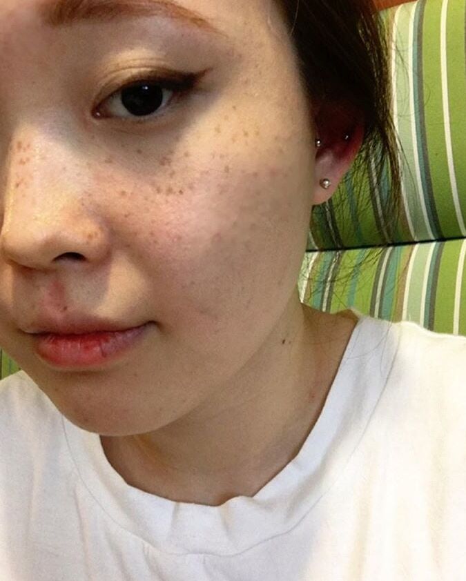AZN HOTTTSMoking bitch