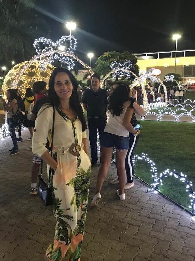 COROA IVONE GATA