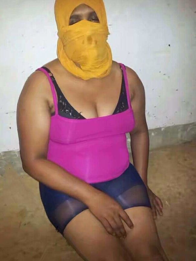 Chubby black bitch