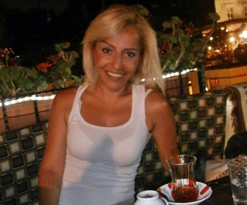 Milf blonde hot turk turkish olgun kadin legs wife dress