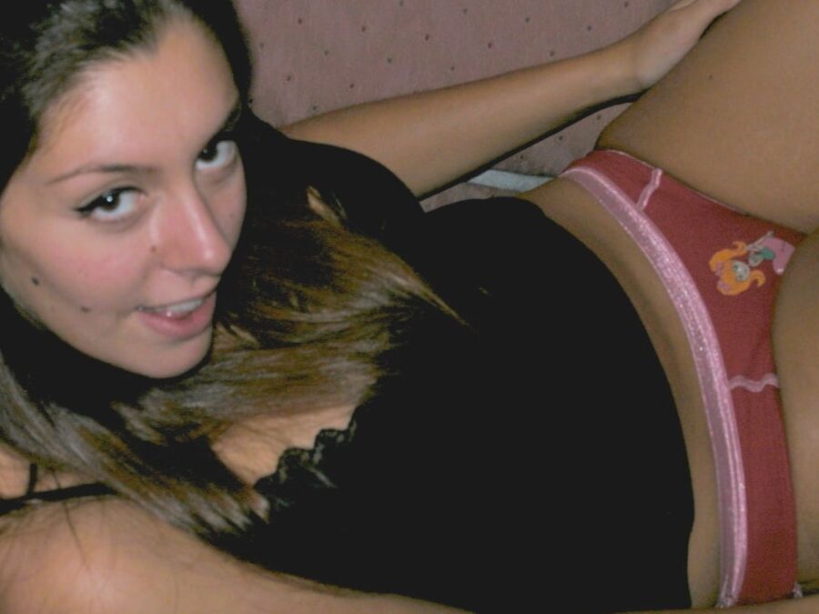 Slutty Brunette Life ()