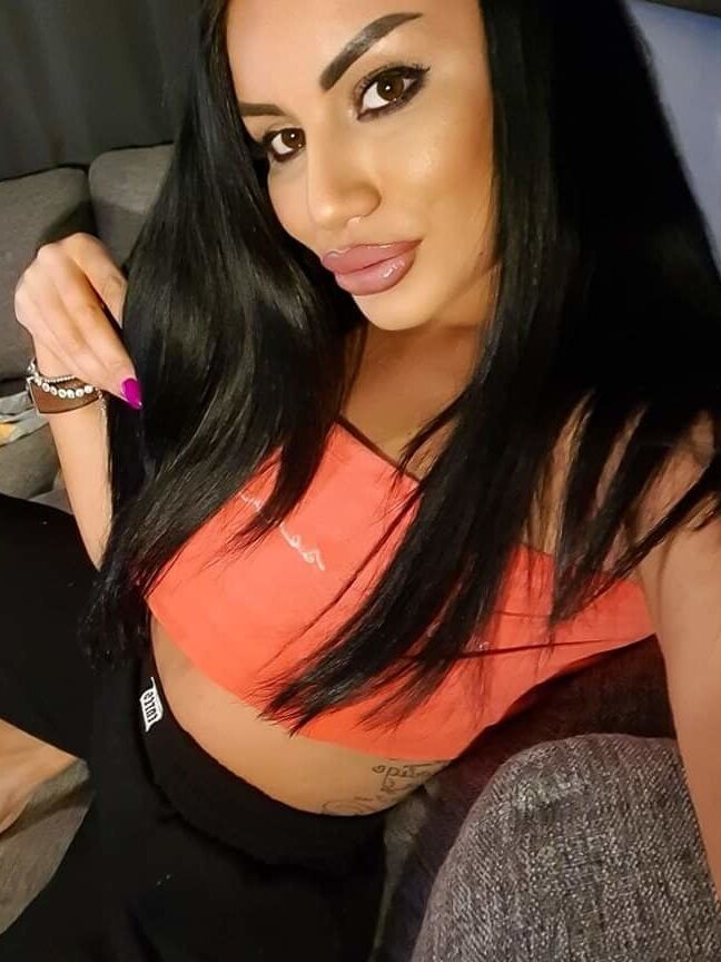 Simonne RLK Need Be pornstar