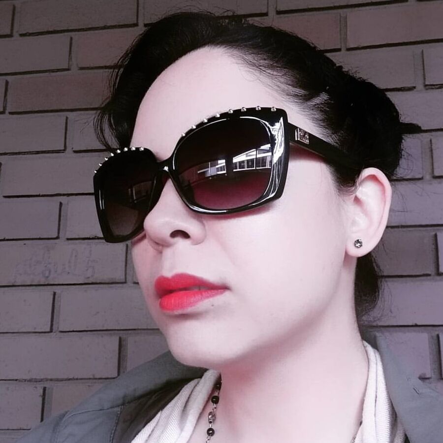 Slutwife Stephanie from Brantford, Ontario