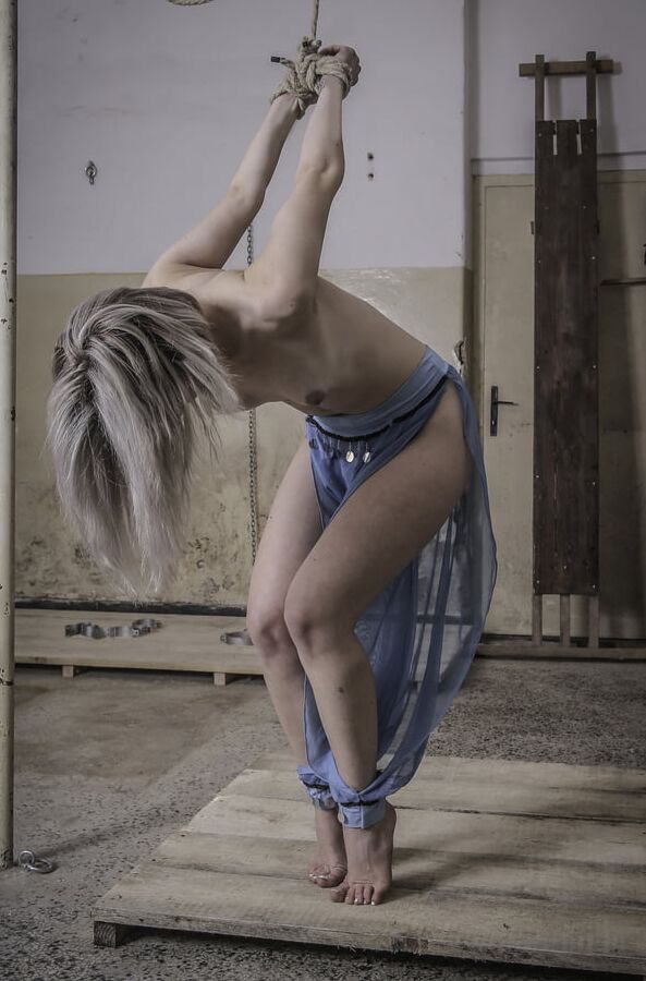 Strappado torture