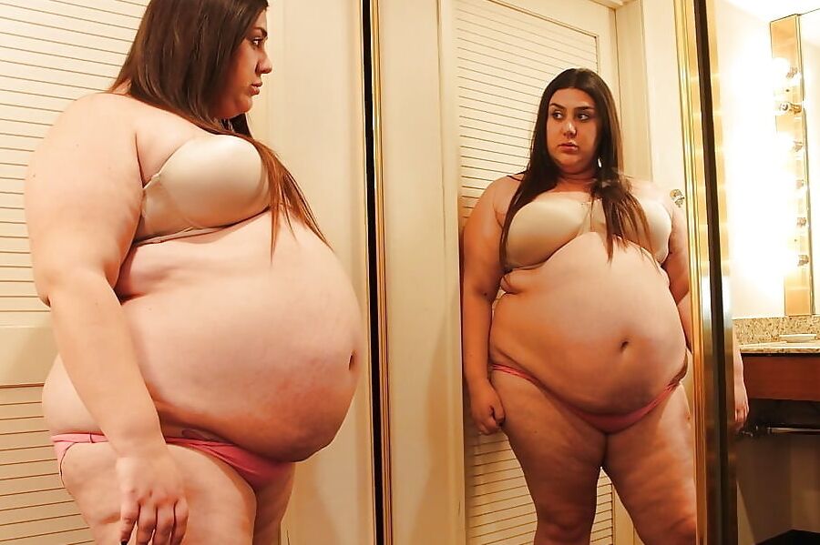 Beach Ball Babes - The Roundest BBW &amp; SSBBW