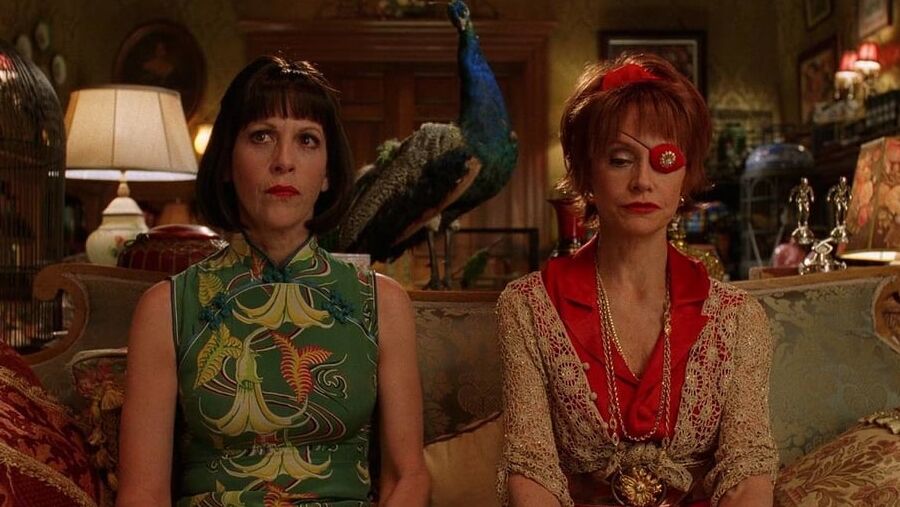 Celebrity Boobs - Ellen Greene