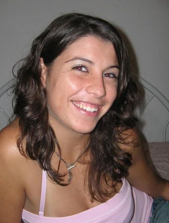 Shy amateur shows off