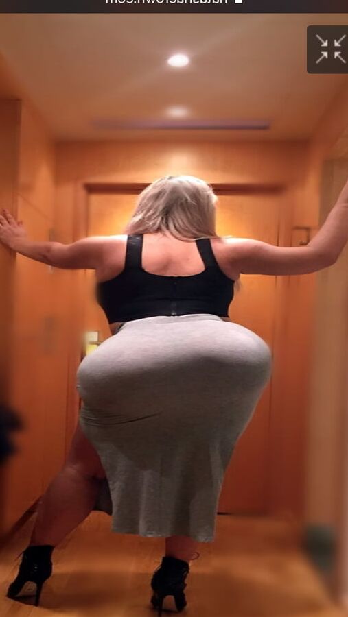Natasha Crown - Big Fat Fake ASS