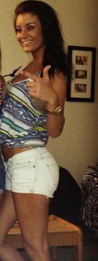 HOT Virginia Former Hooters Girl