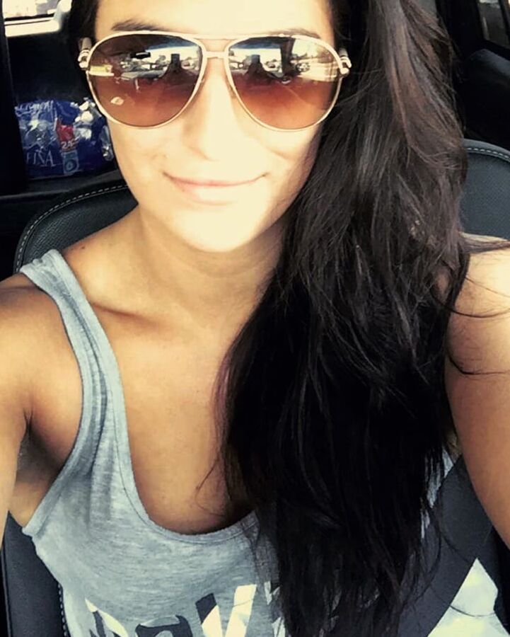 Sonya Deville