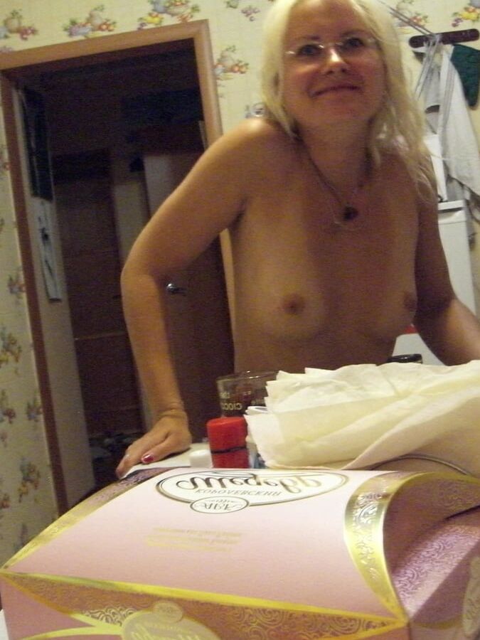 SLUTS ON VACATIONS