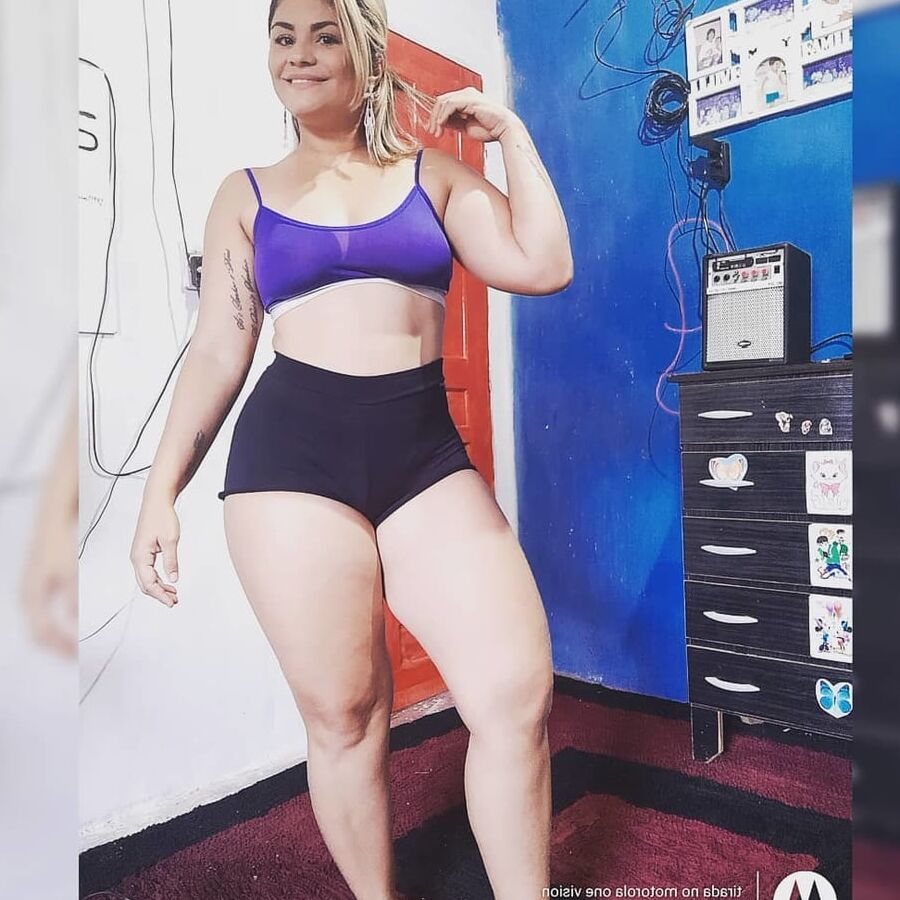 PUTA DO INSTAGRAM: Karina Oliveira