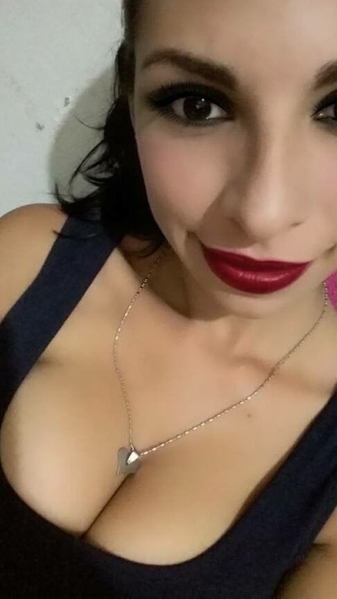 Flaca tetona