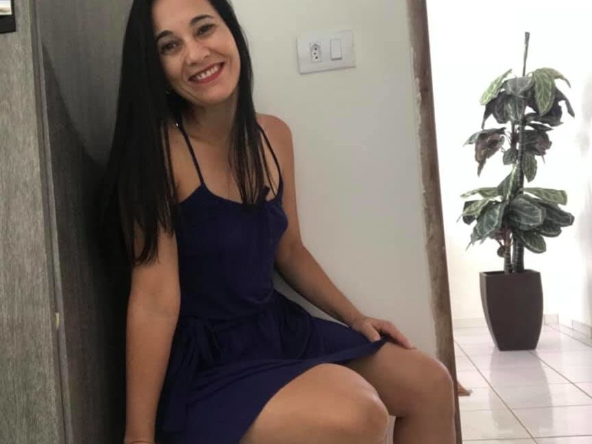 COROA IVONE GATA