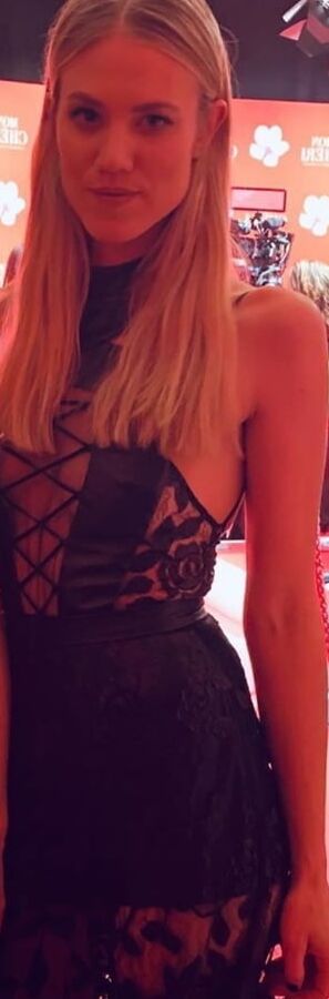 Die Enge Larissa mal ficken