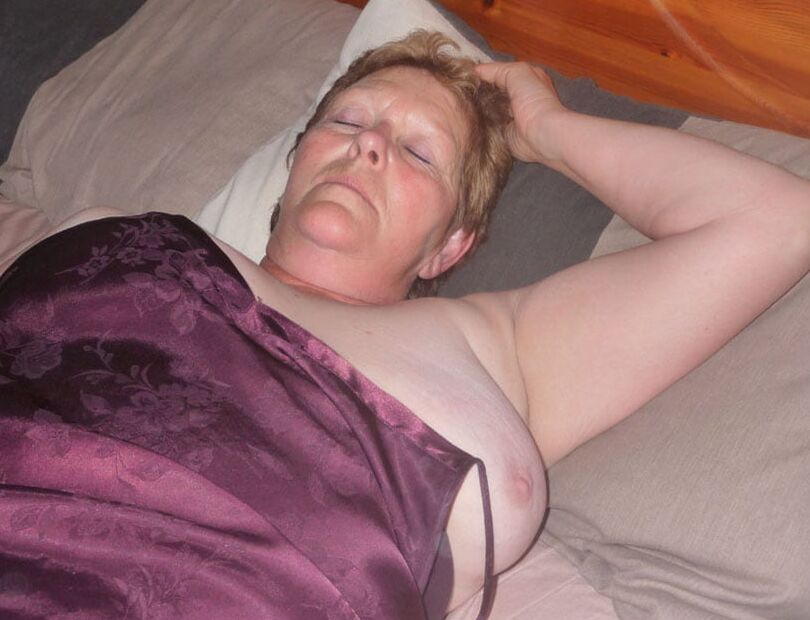 Carol, Wilts, slutwife
