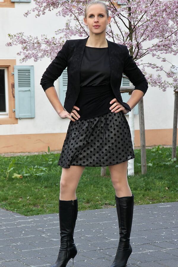Wannabe Model GF in Pantyhose