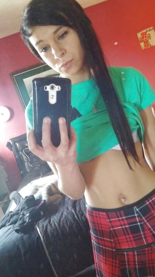 Submitted amateur brunette