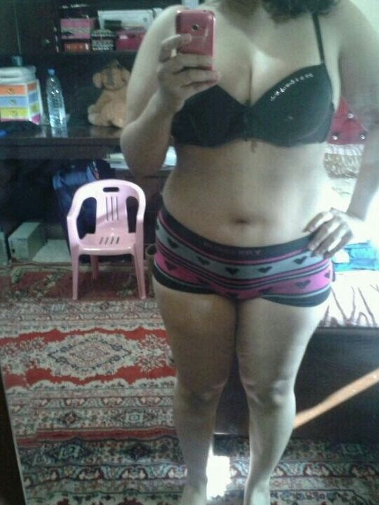hijab selfie