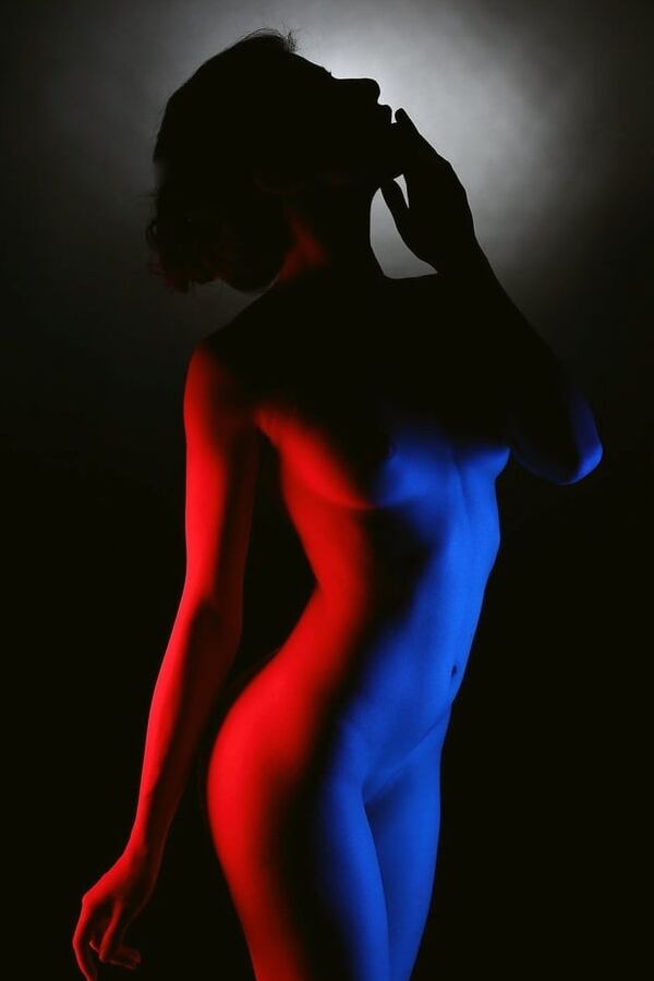 Chiara Bianchino posing naked march