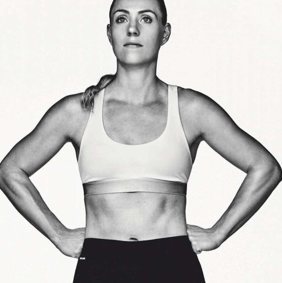 Angelique Kerber thighs &amp; arms