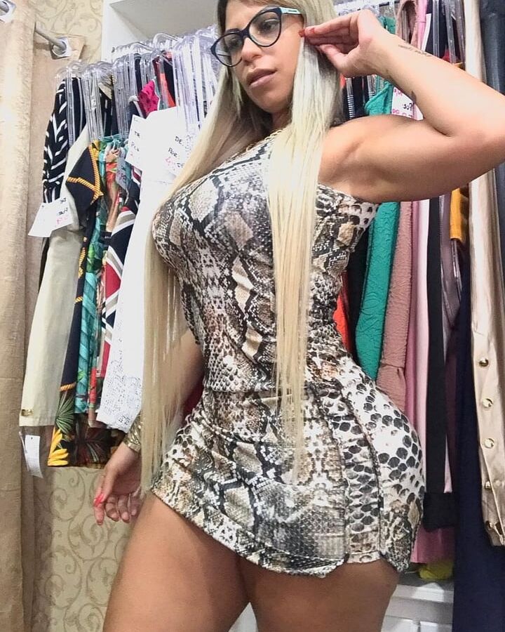 PUTA DO INSTAGRAM: Nanda Vieira