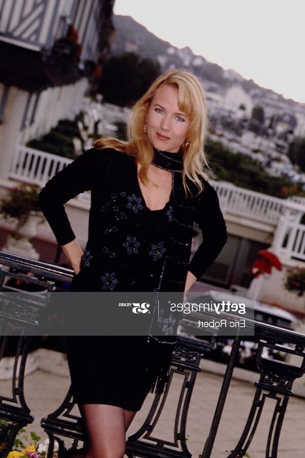 Celebrity Boobs - Rebecca De Mornay