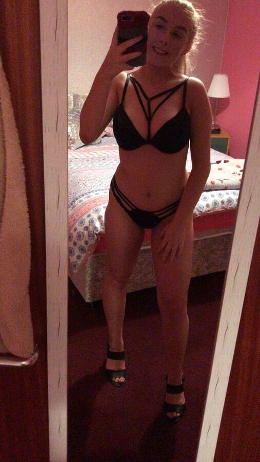 Dundee Whore Ellie Smith Exposed