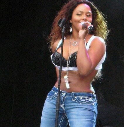 Lil Kim: Ultimate Collection
