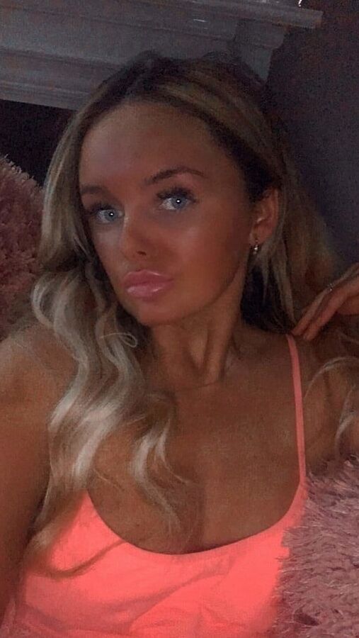 Horny Belfast girl