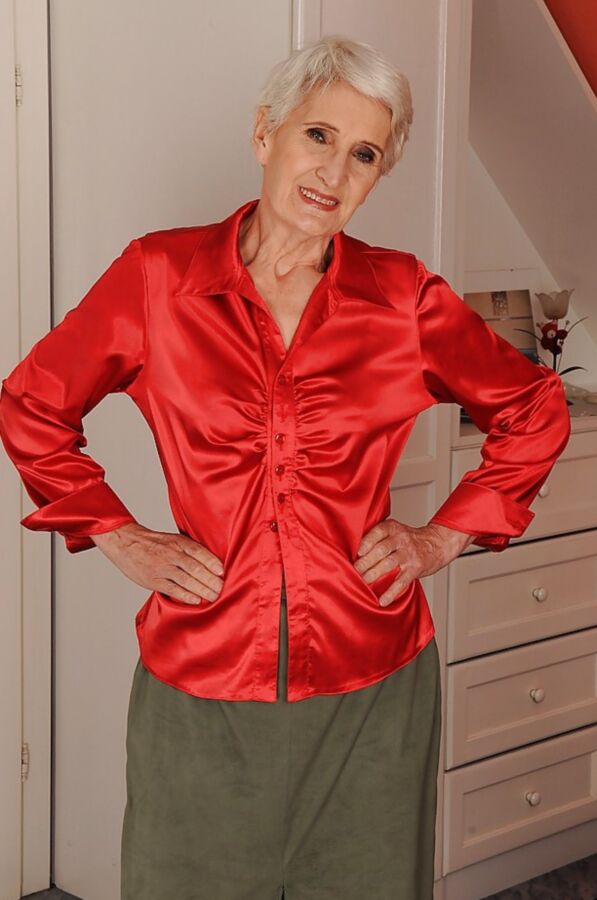 Nylon granny