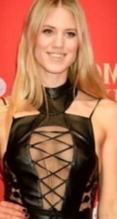 Die Enge Larissa mal ficken