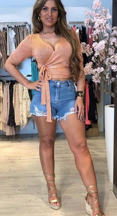 Hot Dutch amateur Fashionstore owner in thight pants