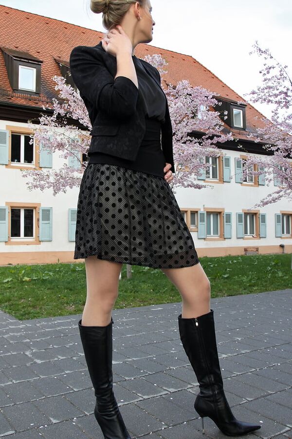 Wannabe Model GF in Pantyhose