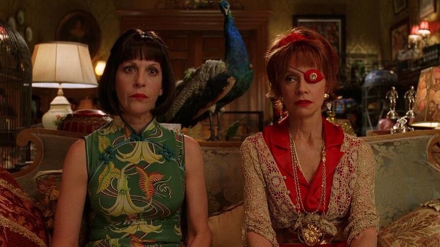 Celebrity Boobs - Ellen Greene