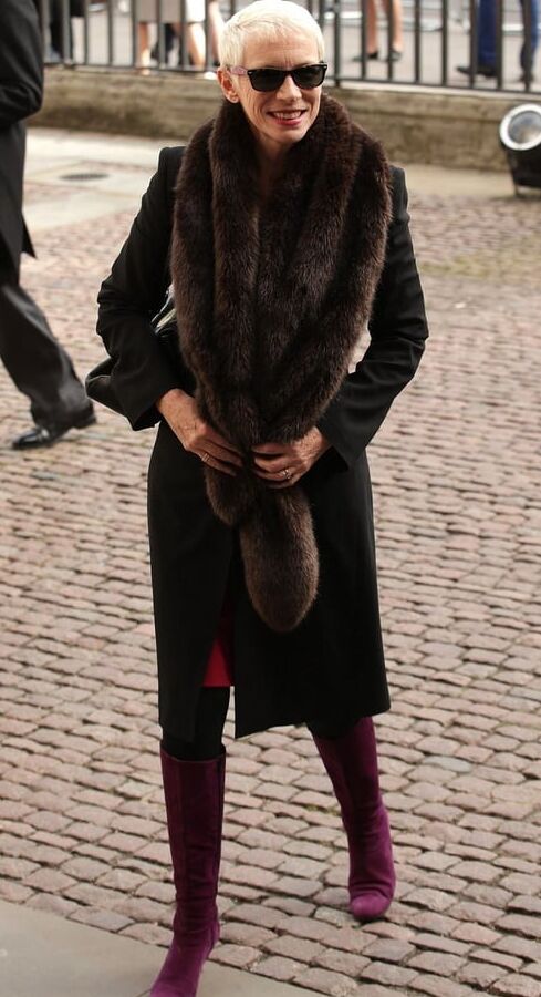 Female Celebrity Boots &amp; Leather - Annie Lennox