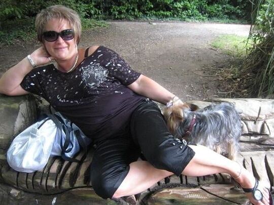 MATURE WHORE FOR CUM TRIBUTE