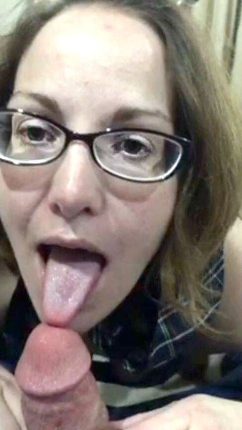 sexy mom exposed