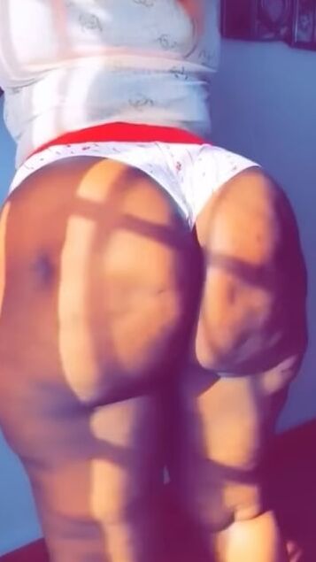 Soft juicy big dimple booty bbw pear kiki