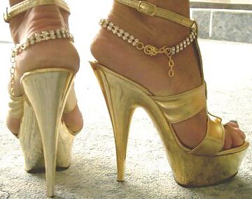 heels gold