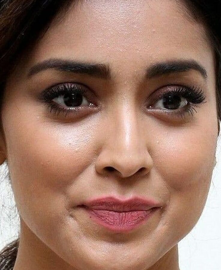 Shriya sexy