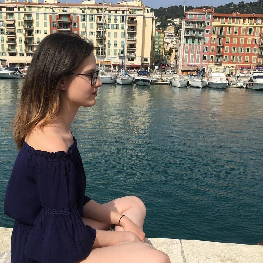 Tolle Girls + Bilder aus Frankreich