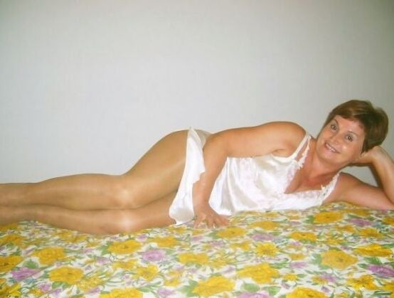 Mix Beautiful ladies young and old with Panyyhose II