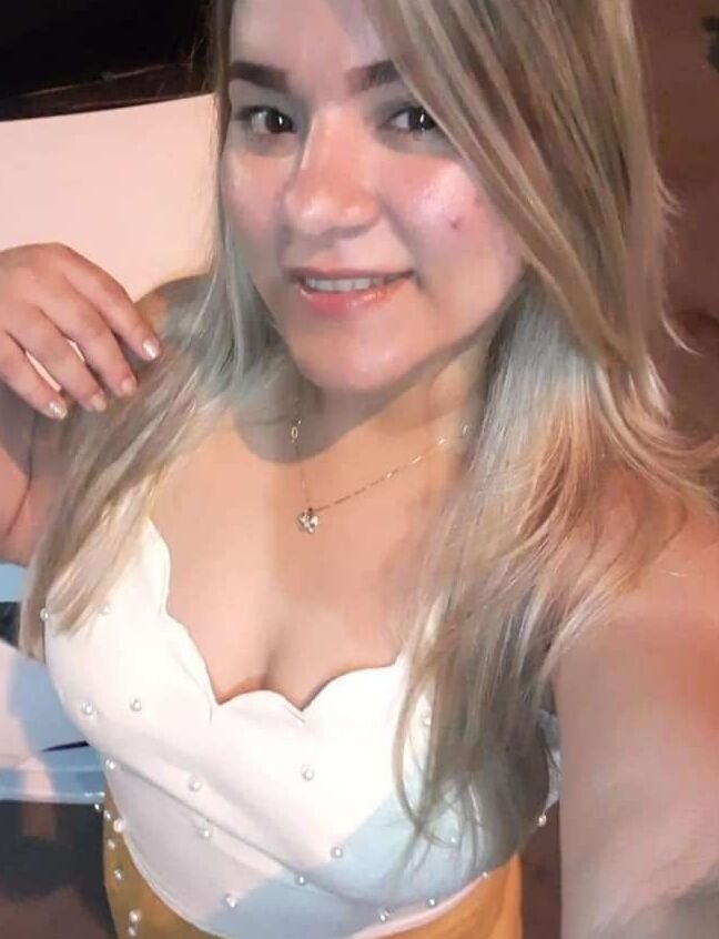 My sexy aunt - comment and tribute