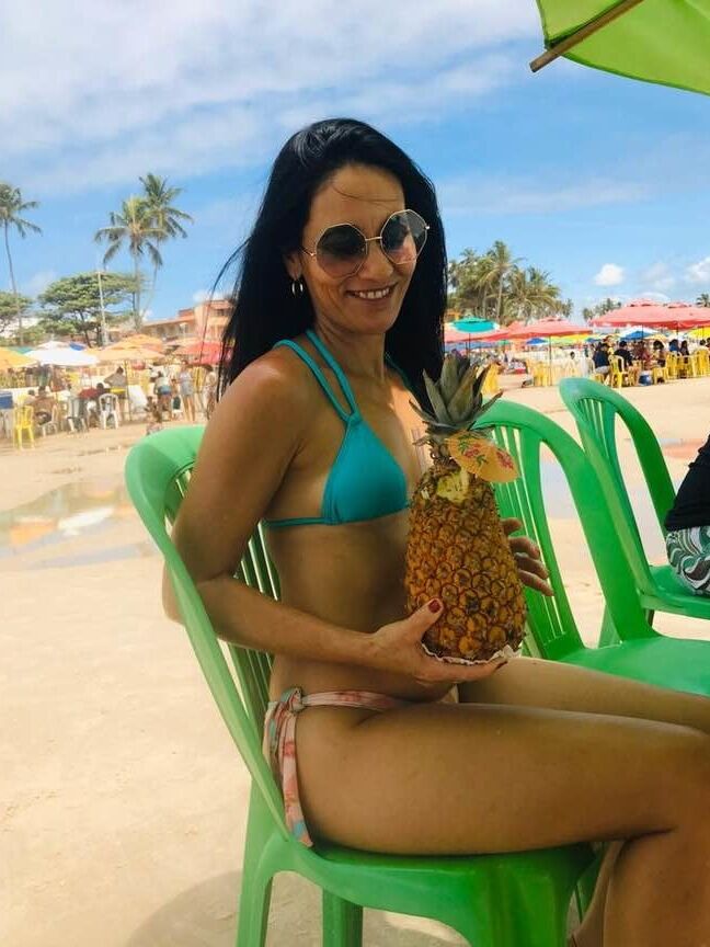 COROA IVONE GATA