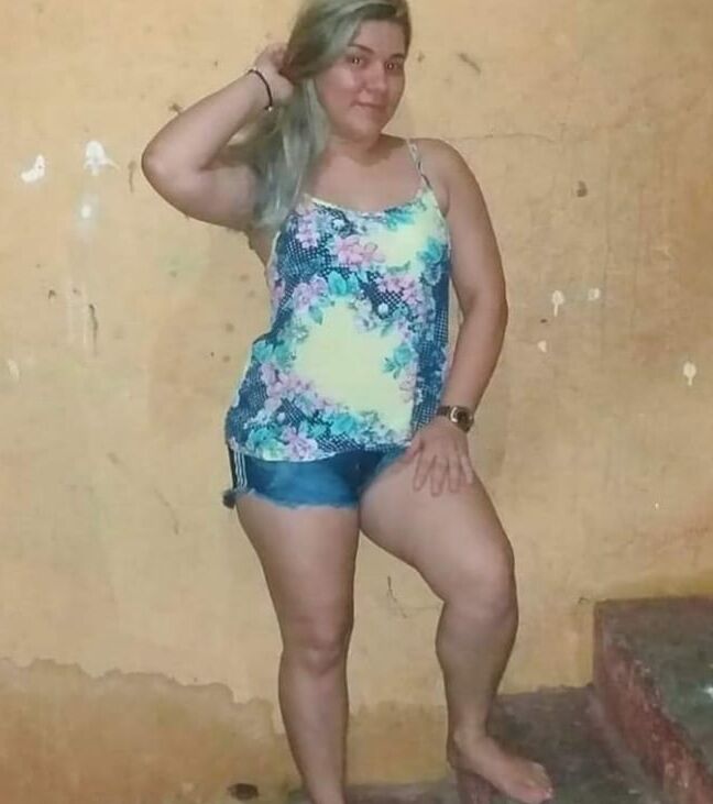My sexy aunt - comment and tribute
