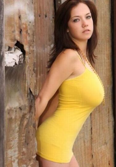 Sexy Girls in Tight Dresses