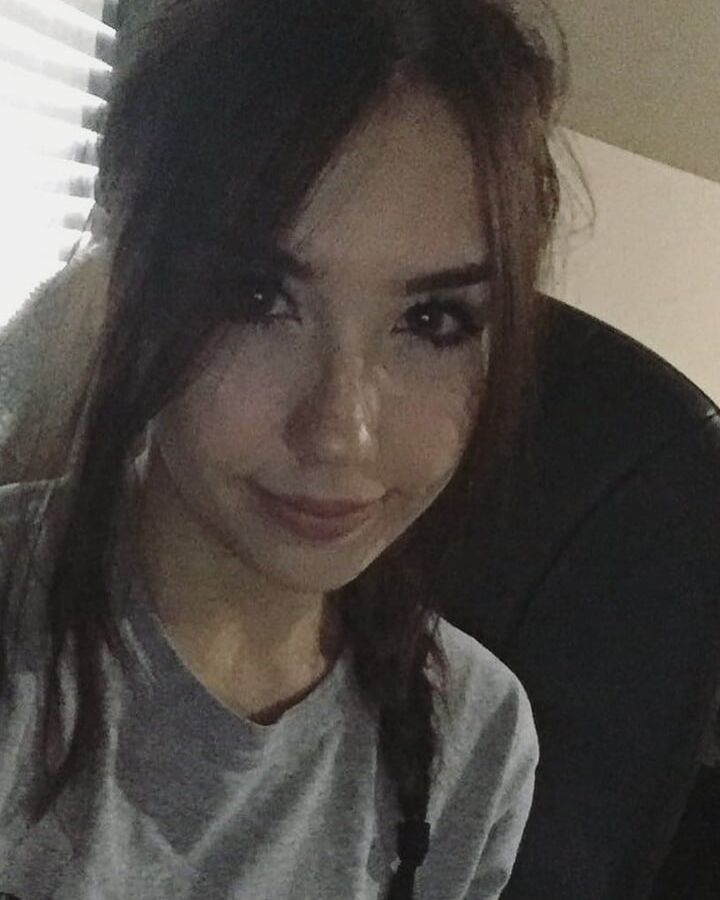 ADORABLE HOTTIE