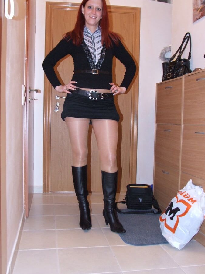 Hot preggo milf