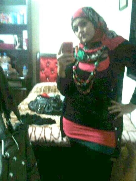 hijab selfie